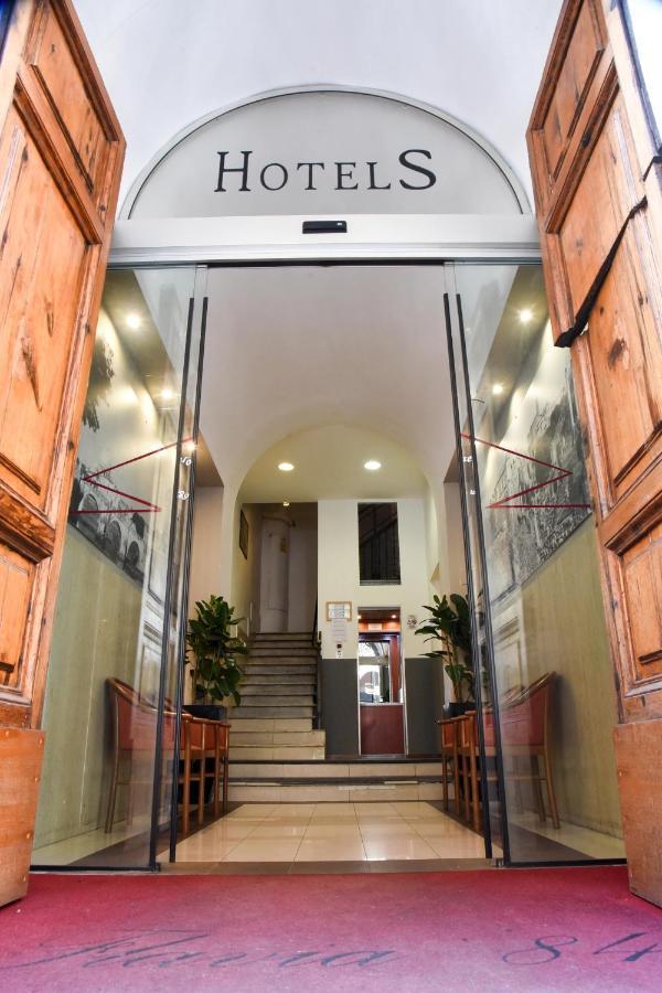 Romalive Hotel Εξωτερικό φωτογραφία
