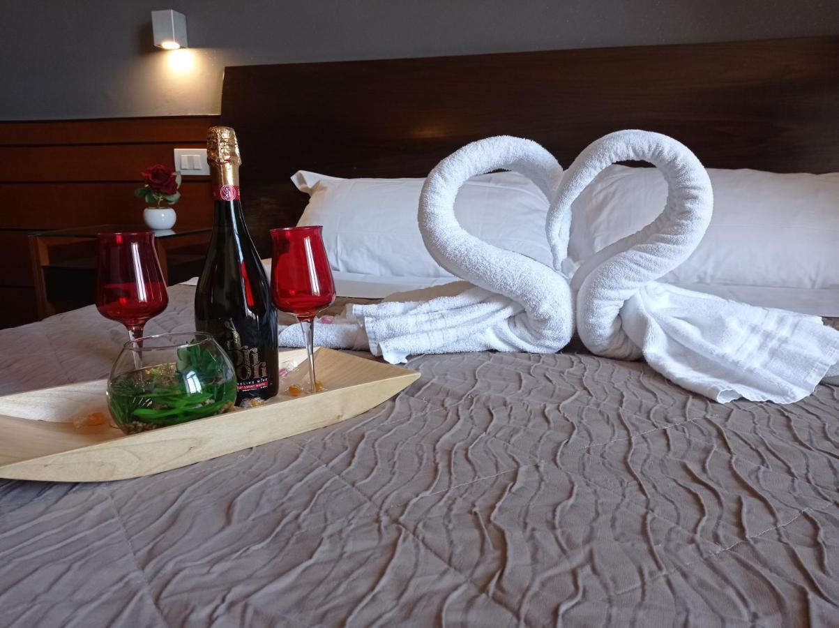 Romalive Hotel Εξωτερικό φωτογραφία