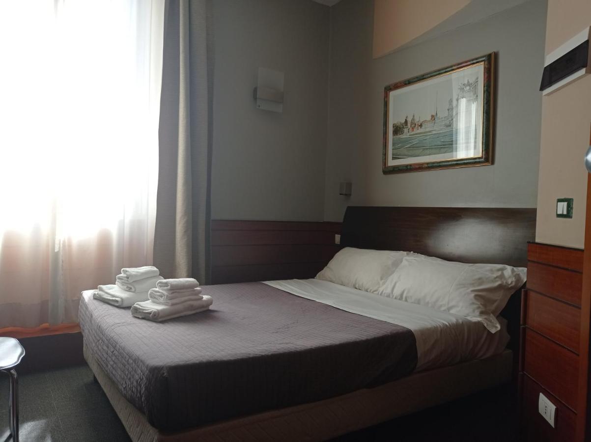 Romalive Hotel Εξωτερικό φωτογραφία