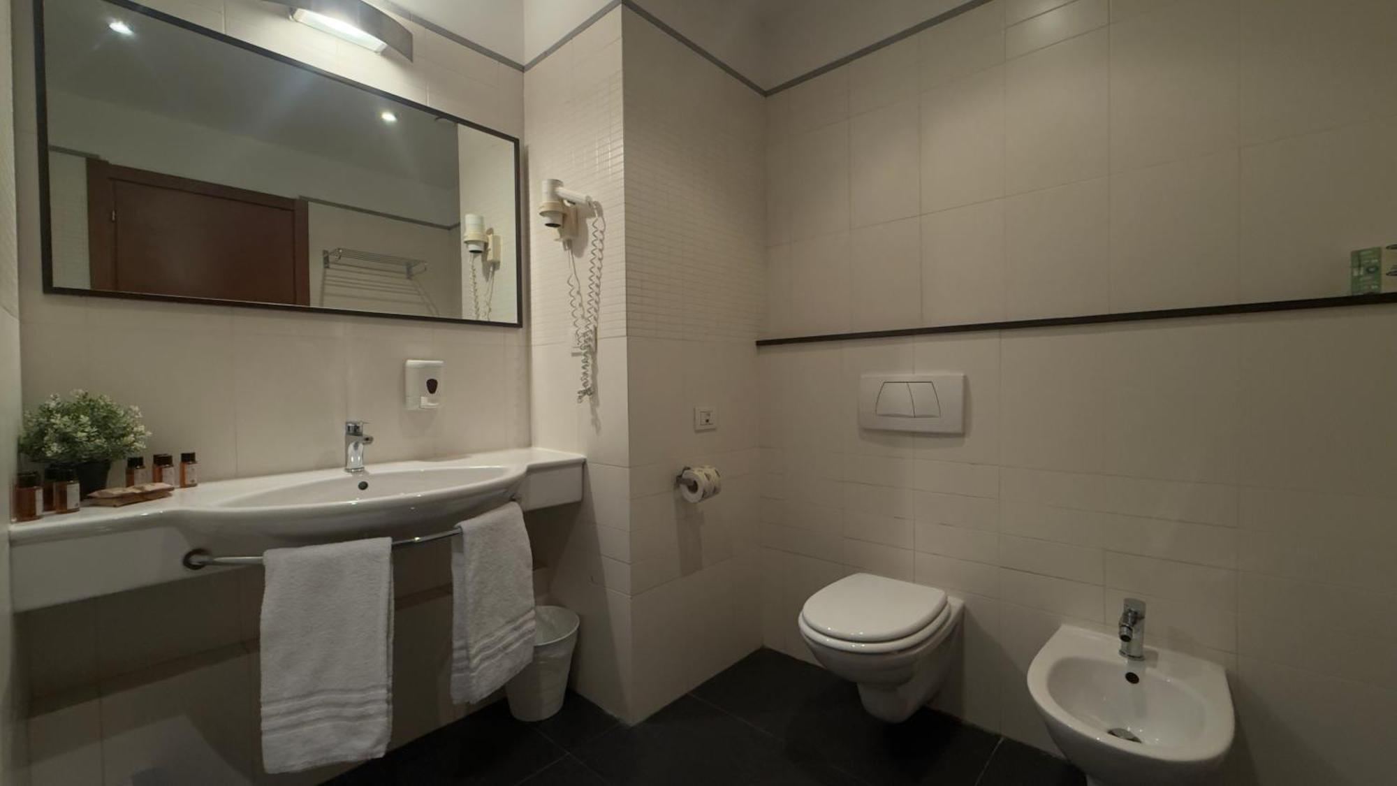Romalive Hotel Εξωτερικό φωτογραφία